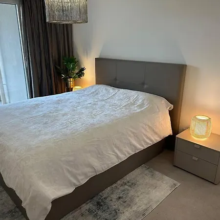 Appartement Magnifique 3 Pieces Avec Vue Mer Et A Proximite De Monaco Beausoleil